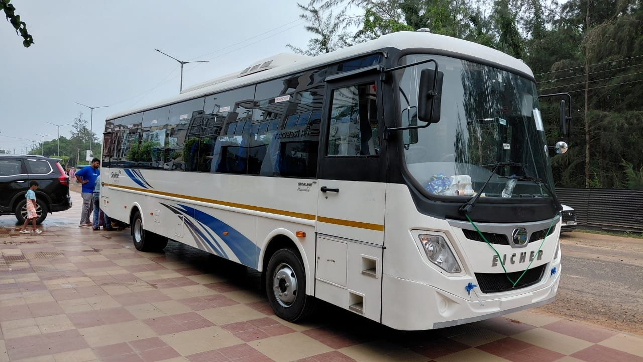 Darjeeling Queen Queen Queen